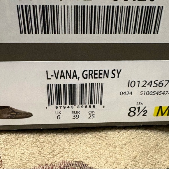 Franco Sarto 8.5 snakeskin slip on shoes - Picture 11 of 13